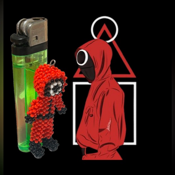 Buyers Choice Hand-Beaded Squid Games Circle Mask Guard keychain, Bag Charm - Picture 4 of 5